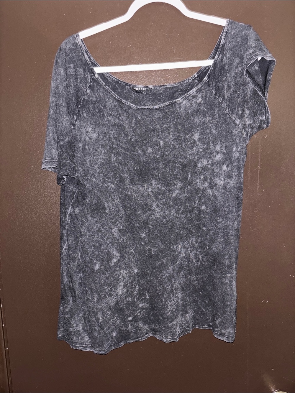 ❤️TORRID OFF SHOULDER TEE❤️